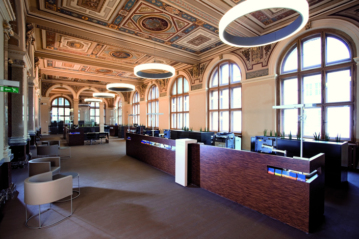 The interior of the representative branch of Česká Spořitelna in Rytířská street, photo V. Stanko, archive of Gabriela Kaprálové Rytířská Palace – flagship branch of Česká spořitelna_interior
