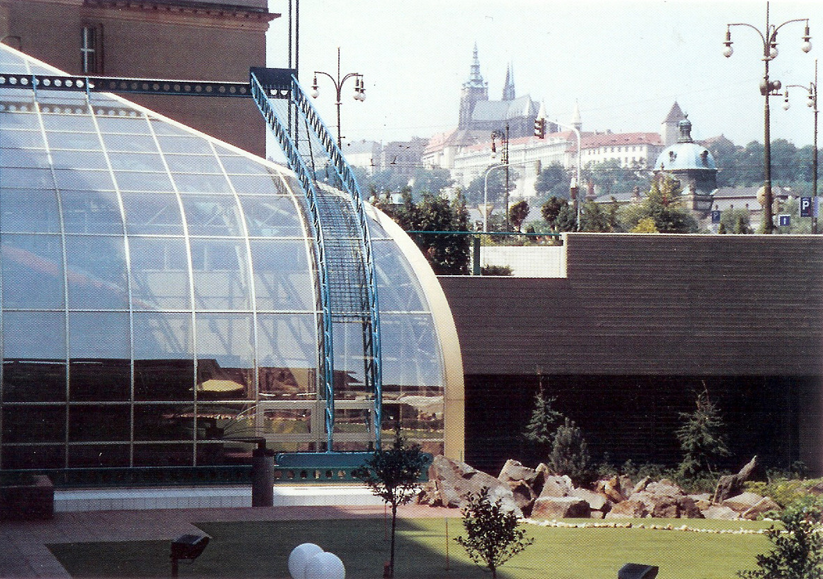 Leníčková_bazen InterContinental_01