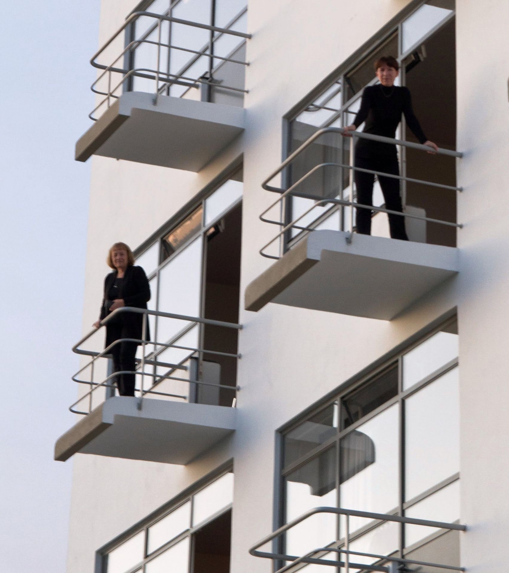 Jaromíra Šimoníková s dcerou Martou, výstava 100 let Bauhausu, Dessau, 2019, archiv Jaromíry Šimoníkové Šimoníková_Dessau