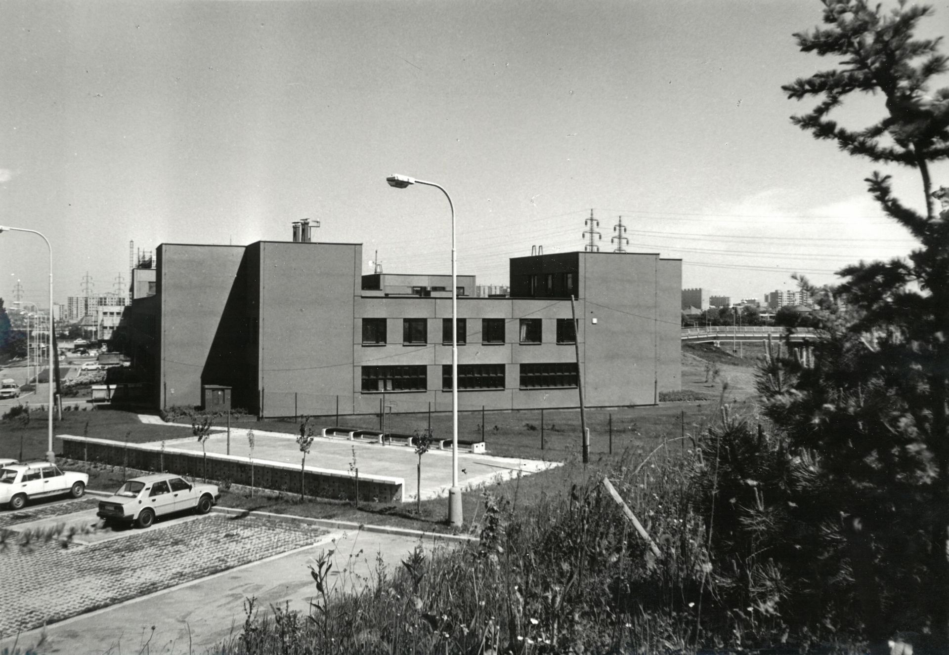Service room of the Federal Ministry of the Interior, Prague 11 - Horní Roztyly, photo: Lenka Roubalová, archive of Vítězslava Rothbauerová Rothbauerová_služebna_03