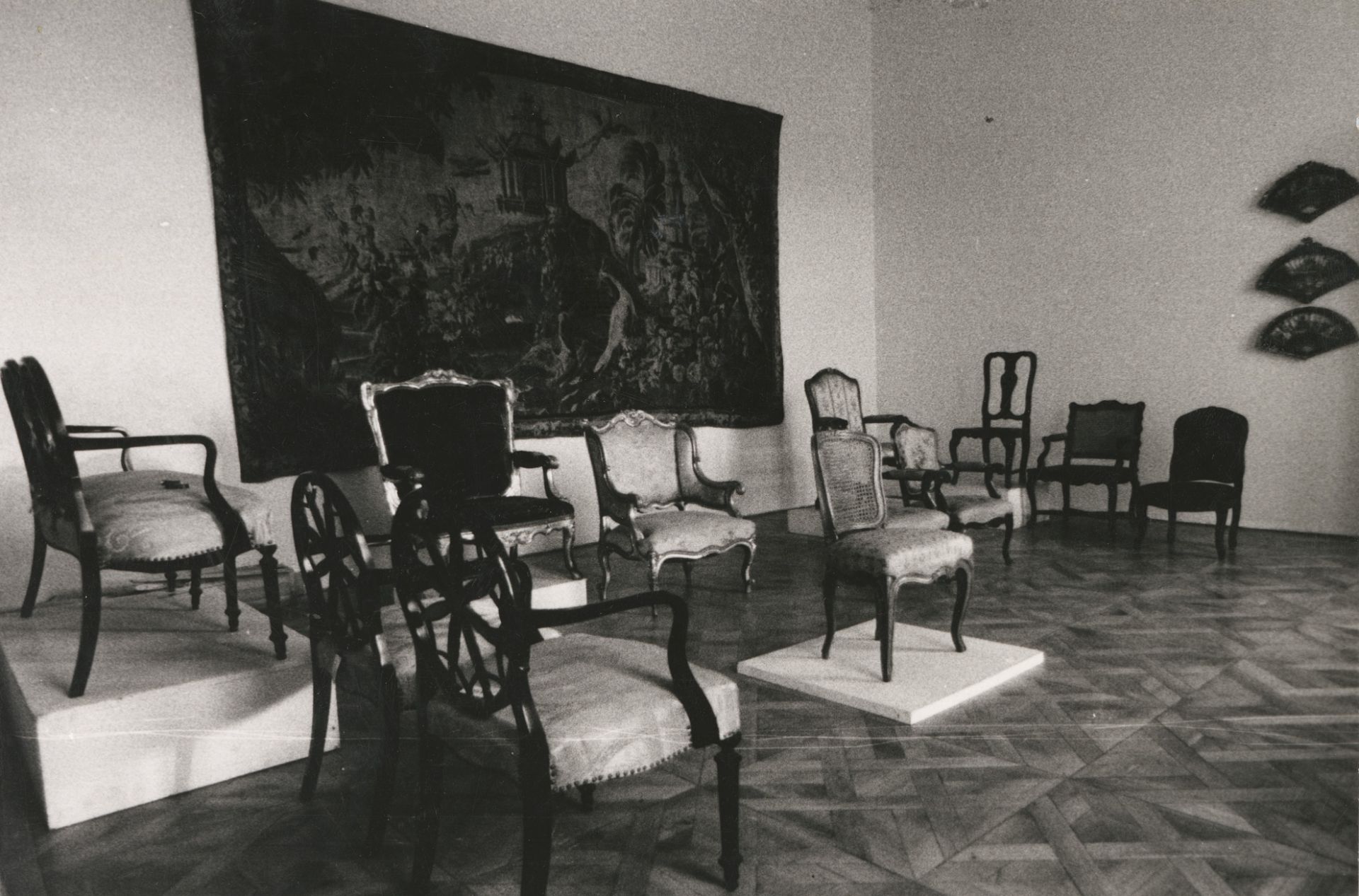 Permanent exhibition of the development of furniture from the collections of UPM at Duchcov Castle, photographs of the exhibition, archive of Daniela Fenclova Fenclová_Duchcov_6