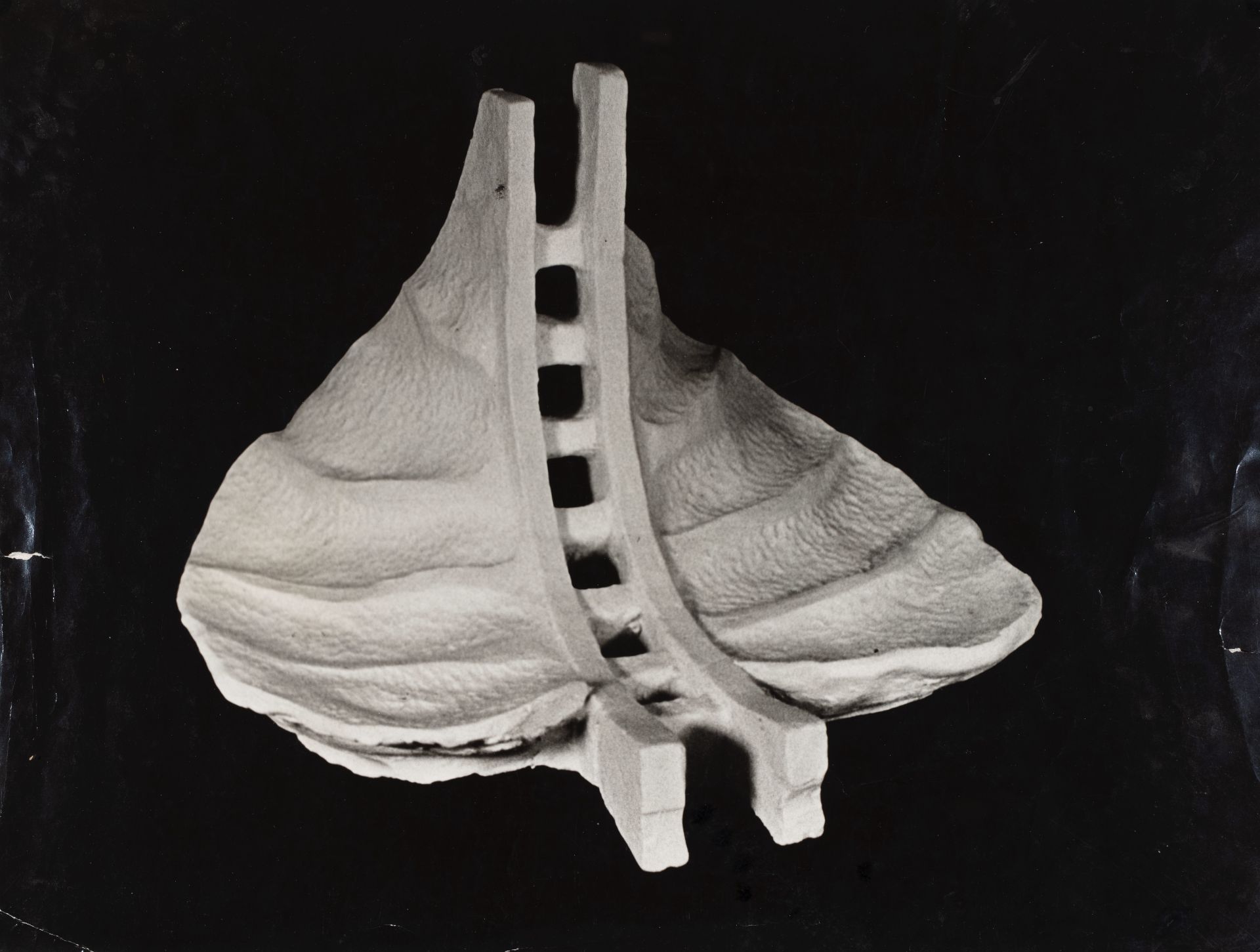 Competition design for the interior of the rotunda on Říp, photo of the plaster model, archive of Marie Davidová. Davidová_Říp_1