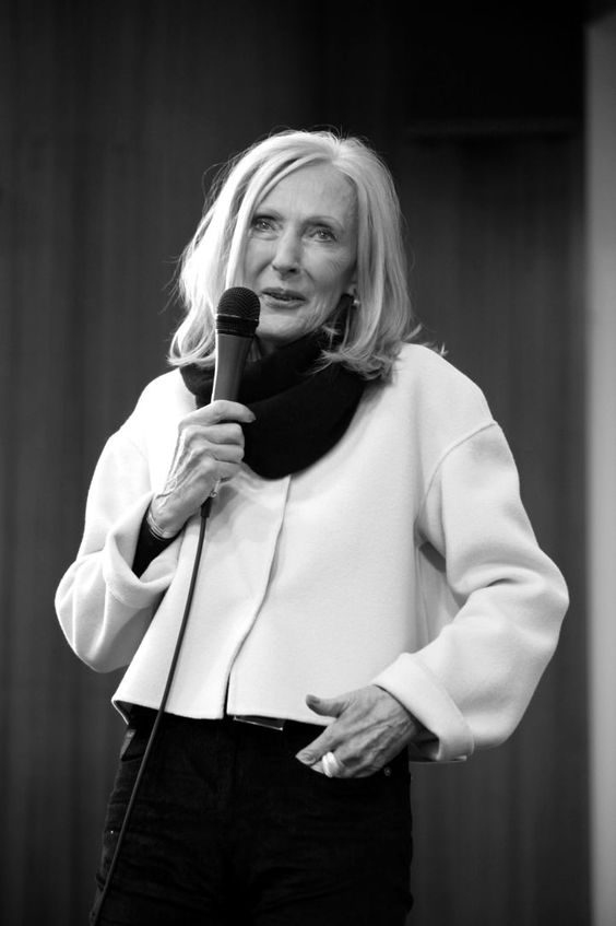Eva Jiřičná, archiv Evy Jiřičné Jiřičná_portrét_současnost