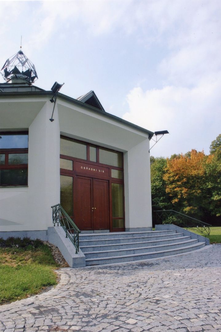 Obřadní síň, hřbitov Ďáblice, fotografie, archiv Marie Švábové Švábová_Ďáblice_5