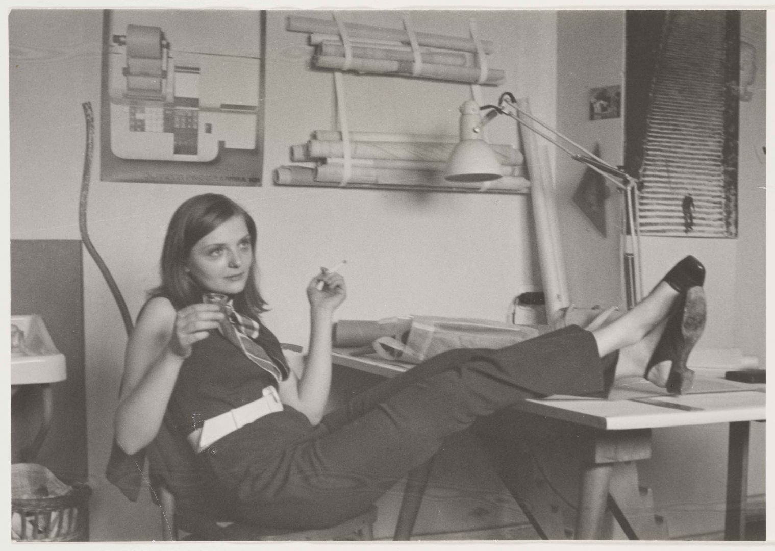 Ivana Čapková ve studiu, portrét, 70. léta, soukromá sbírka Portrét_Čapková