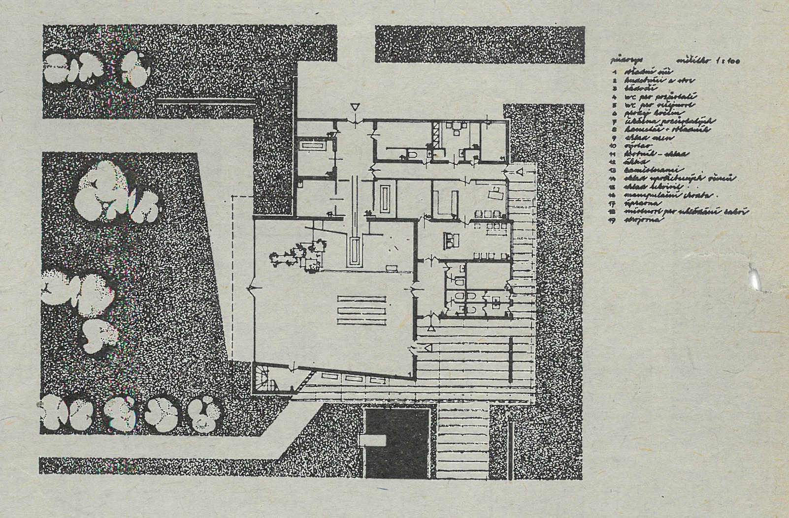 Ježková_smuteční síň_2